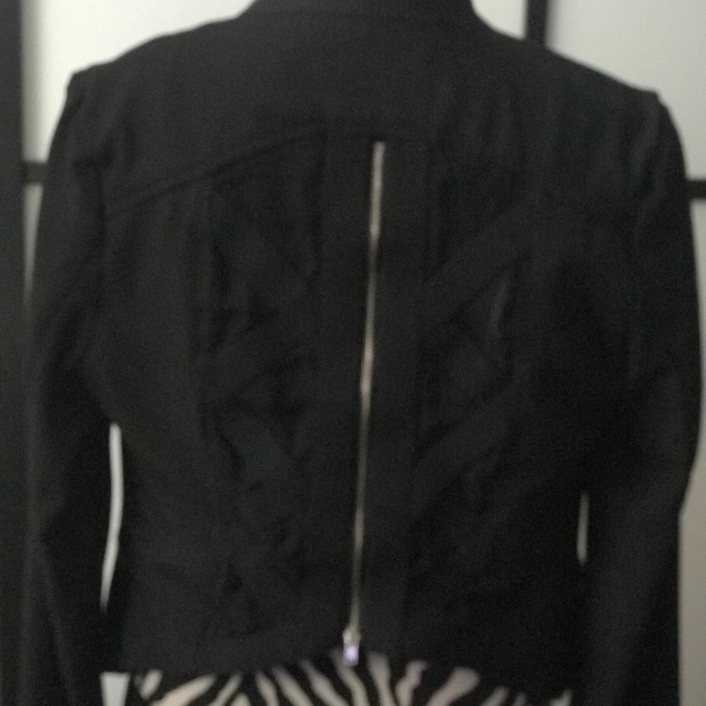 Jacket - Picture 3 of 4